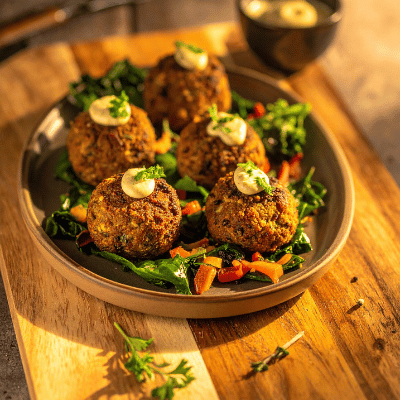 Falafel mit Karotten- und Fenchelgrün