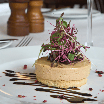 Vegane Foie Gras „Berlin Style“ – cremiges Pâté aus Cashews und Pilzen